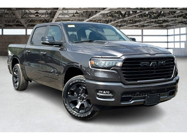 2025 Ram 1500 SPORT CREW Sport Hood Pano Roof Anti Spin in Cars & Trucks in Mississauga / Peel Region - Image 2
