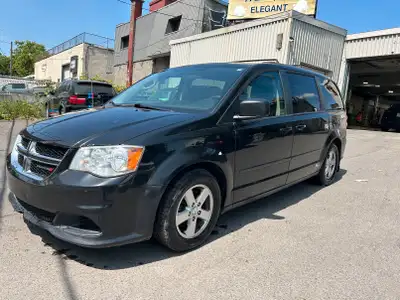 2012 Dodge Grand Caravan SXT , 3.6 L , 197900 KM , 7 PASSAGERS , MAGS , AUTOMATIQUE , JAMAIS ACCIDEN...