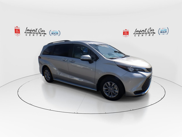 2025 Toyota Sienna XLE 8-Passenger LIKE NEW!! ONLY 460KMS!!... in Cars & Trucks in Ottawa - Image 2