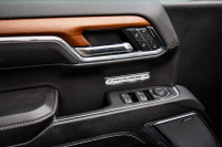 Leather Seats, Cooled Seats, Bose Premium Audio, Wireless Charging, Heated Rear Seats! 6 LOCATIONS K... (image 9)