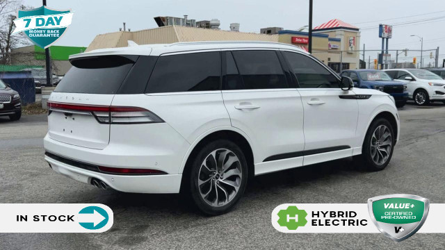 2021 Lincoln Aviator Grand Touring NAVIGATION | PANO ROOF | L... in Cars & Trucks in St. Catharines - Image 3
