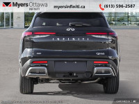 Cooled Seats, Massage Seats, HUD, Tow Equipment, Navigation! Crossover capability doesn't come at th... (image 4)