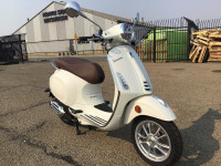 2022 Vespa Primavera 50