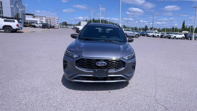2023 Ford Escape ST-Line | AWD | Leather | Backup Camera in Cars & Trucks in Prince George - Image 4