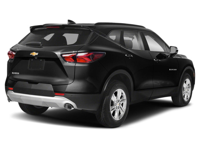2019 Chevrolet Blazer in Cars & Trucks in Oshawa / Durham Region - Image 2