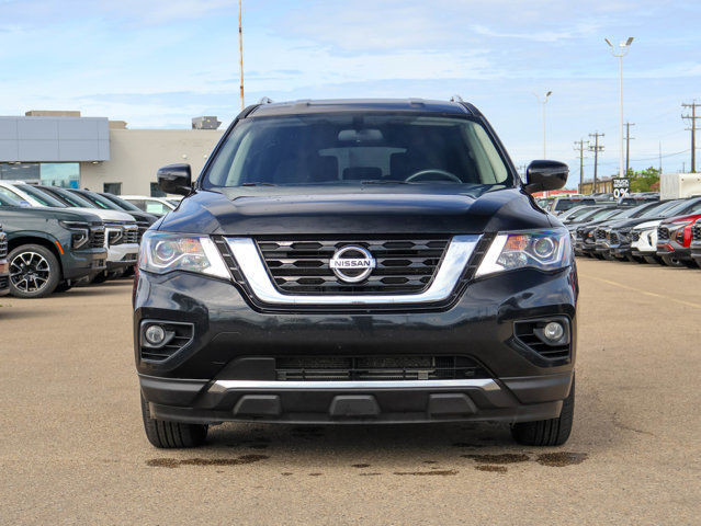 2020 Nissan Pathfinder SV 4x4 3.5L 7 Passenger in Cars & Trucks in Edmonton - Image 3