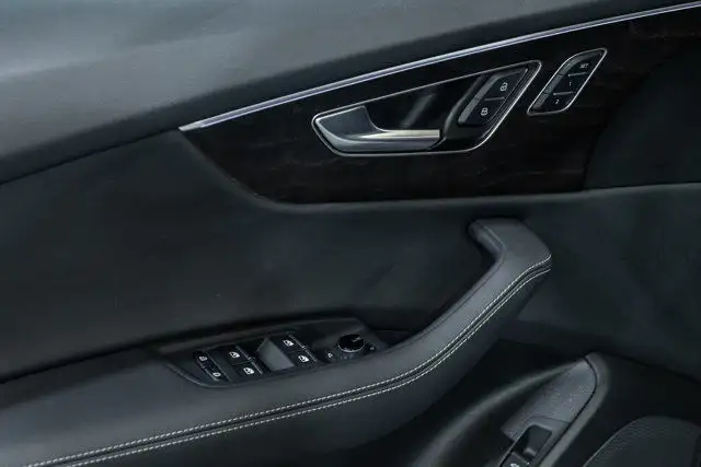 2023 Audi Q8 Progressiv | Aide in Cars & Trucks in City of Montréal - Image 20