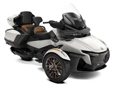 2025 Can-Am SPYDER RT SEA TO SKY DEMO REBATE! OF 4700$ Unité démonstrateur Seulement 1764km Offrez-v...