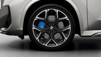 BMW Laval vous présente la puissante *BMW X1 M35i xDrive 2025*. La nouvelle BMW X1 a la sportivité e... (image 8)