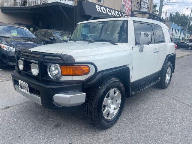 2008 Toyota FJ Cruiser One owner! Local driver! in Cars & Trucks in City of Toronto