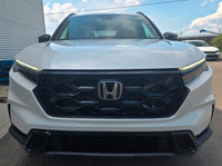 The 2026 Honda CR-V Hybrid Sport brings together bold design and advanced hybrid performance in a pa... (image 1)