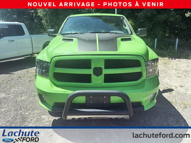 RAM 1500 Classic Express 4x4 Crew Cab 5'7 in Cars & Trucks in Laurentides - Image 2