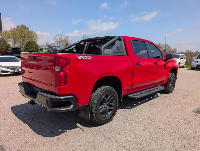 2019 Chevrolet Silverado 1500 LT Trail Boss in Cars & Trucks in London - Image 6