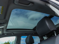 Drive away in comfort and style with this well-maintained 2021 Hyundai Tucson Luxury. Powered by an... (image 5)