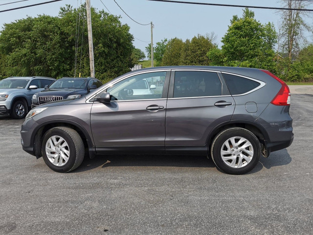 2016 Honda CR-V SE in Cars & Trucks in Belleville - Image 2