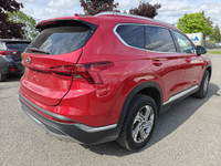 LOW KMS! AWD, EXTRA CLEAN INSIDE AND OUT, GPS/NAVIGATION, BACKUP CAMERA, HEATED SEATS, HEATED STEERI... (image 4)