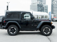 All purchasers receive a CarHub Rewards Card for $1000 towards service! This Jeep Wrangler is rugged... (image 9)