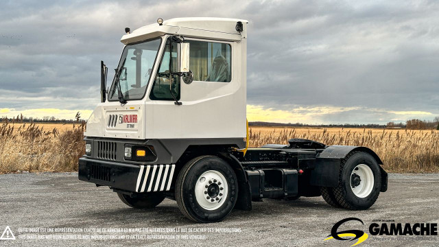 2017 KALMAR OTTAWA T2 4X2 YARD SPOTTER in Heavy Trucks in Chilliwack - Image 2