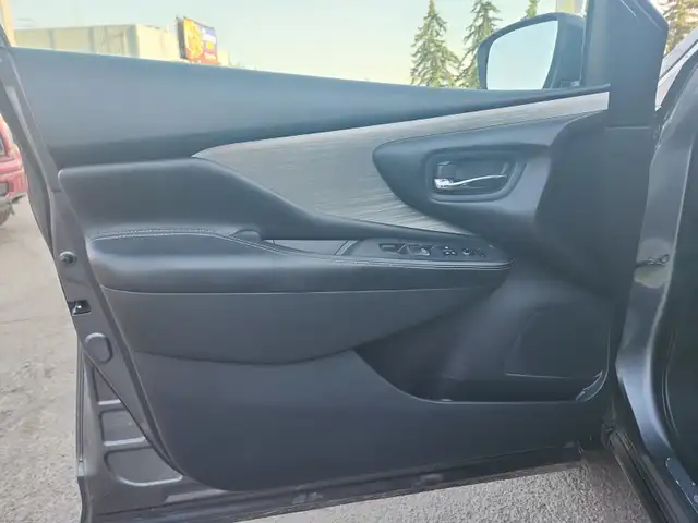2016 Nissan Murano SV PANORAMIC SUNROOF in Cars & Trucks in Calgary - Image 17