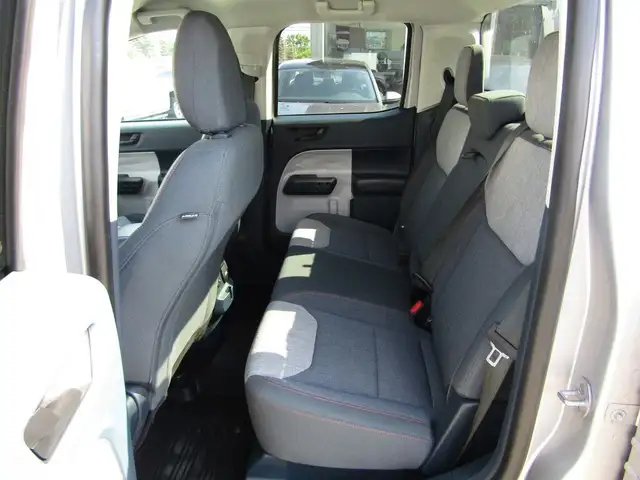 2022 Ford Maverick FX4 PKG AWD SUPERCREW AWD 2.0L TURBO CAM/38,0 dans Autos et camions dans Calgary - Image 17