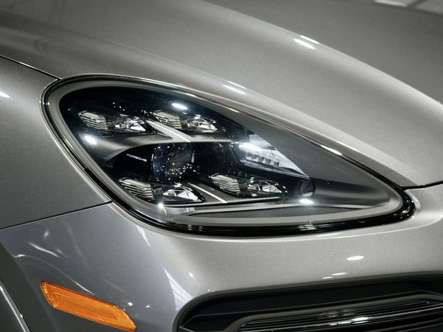 2021 Porsche Cayenne GTS AWD in Cars & Trucks in Mississauga / Peel Region - Image 4