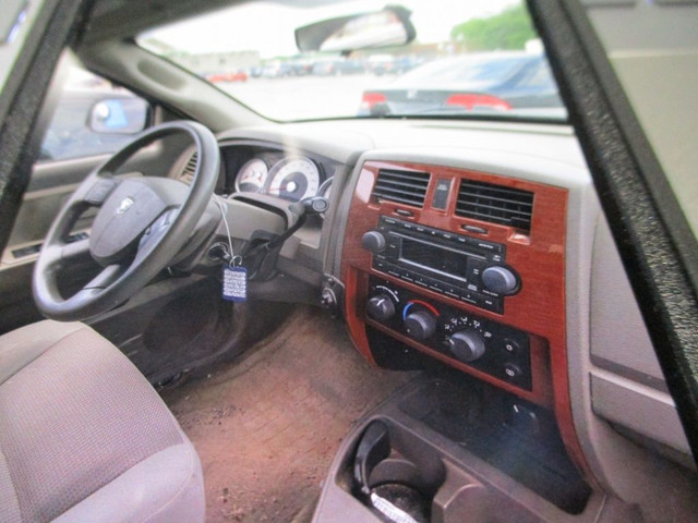2005 Dodge Dakota SLT CREWCAB 4x4 in Cars & Trucks in Laval / North Shore - Image 4