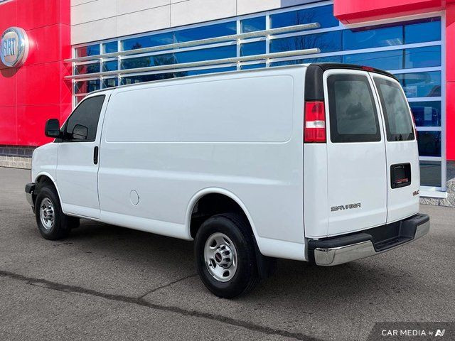 2022 GMC Savana Cargo Van | 6.6L V8 | Bucket Seats | in Cars & Trucks in Guelph - Image 4
