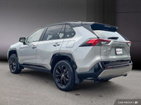 *2024 **Toyota RAV4 Hybrid XSE | AWD | CarPlay | **Blind Spot w/Rear Cross-Traffic Alert* This 2024... (image 2)