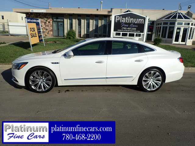 2017 Buick LaCrosse Essence in Cars & Trucks in Edmonton - Image 3