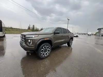 This GMC Canyon boasts a Turbocharged Gas I4 2.7L/ engine powering this Automatic transmission. WIRE...