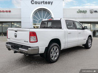 Block heater, Class IV Receiver Hitch, Emergency communication system: SiriusXM Guardian, Fully auto... (image 5)