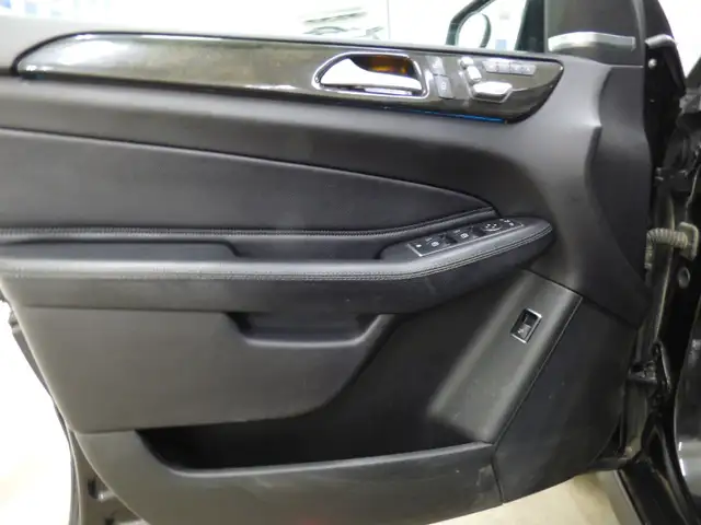 2016 MERCEDES-BENZ GLE 350d 4MATIC, TOIT, NAVI, JAMAIS ACCIDENTÉ in Cars & Trucks in City of Montréal - Image 27