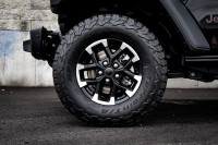 Low Mileage, 17" Aluminum Wheels, Safety Group, Technology Group, Dual Top Group! 6 LOCATIONS KINGST... (image 6)