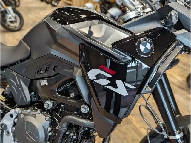 2025 BMW F 900 GS // Black Storm Metallic in Dirt Bikes & Motocross in Winnipeg - Image 8