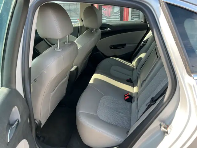 2015 Buick Verano Base in Cars & Trucks in Kitchener / Waterloo - Image 9