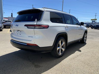 CLEAN CARFAX, Heated front Seats, Heated Steering Wheel, Back up Camera, 10.1 Color touschreen, Heat... (image 4)