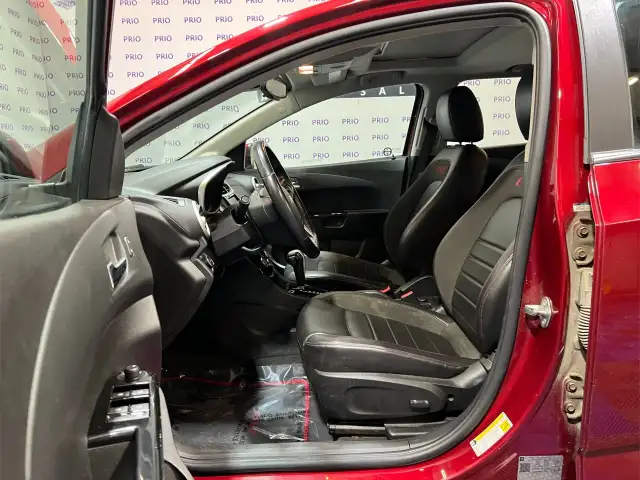 2017 Chevrolet Sonic in Cars & Trucks in Ottawa - Image 14