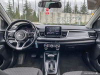 This Kia Rio 5-door boasts a Regular Unleaded I-4 1.6 L/98 engine powering this Variable transmissio... (image 9)
