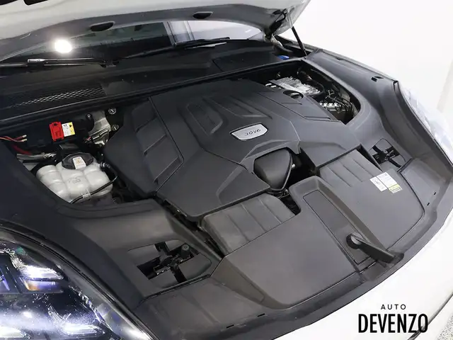 2022 Porsche Cayenne Coupe AWD in Cars & Trucks in Laval / North Shore - Image 26
