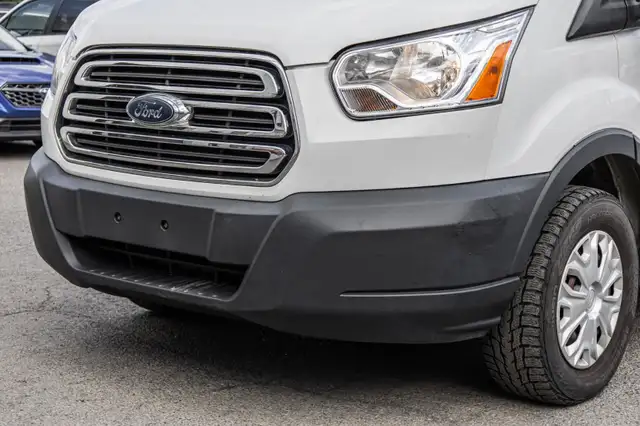 Ford Transit Cargo Van T-250 148" Low Rf - GARANTIE 1 AN 2017 in Cars & Trucks in Laval / North Shore - Image 5