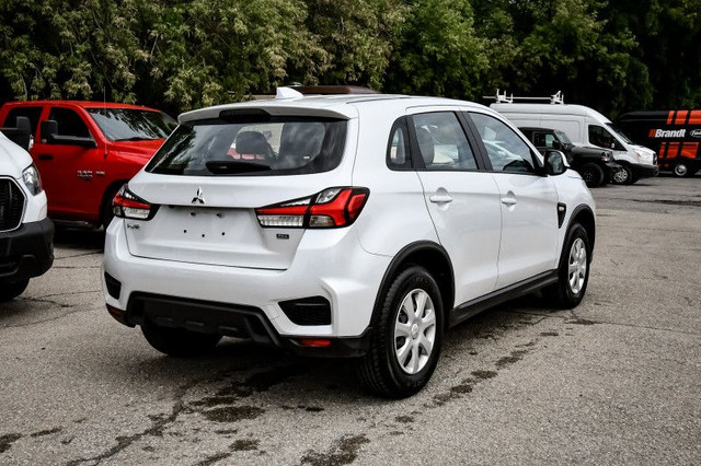 2023 Mitsubishi RVR ES AWC • HEATED SEATS • REAR CAM • CP/AA in Cars & Trucks in Ottawa - Image 3