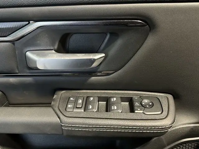 2026 Ram 1500 Sport | Remote Start | 12 Inch Touchscreen dans Autos et camions dans Ville d’Edmonton - Image 15