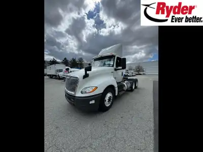 Ryder Stock ID: 239942 Transmission Type/Speed: Auto 13 Engine: DIESEL X15 GHG'17 450/1800 Horse Pow...