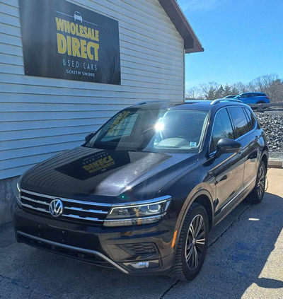 2019 Volkswagen Tiguan AWD with Pano Roof, Power Heated Leather,
