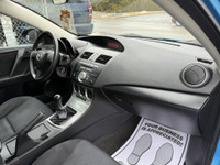 Check out this 2011 Mazda MAZDA3 Hatchback! With a sleek blue exterior and spacious interior, this c... (image 9)
