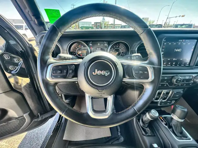 2021 Jeep Gladiator in Cars & Trucks in Edmonton - Image 10