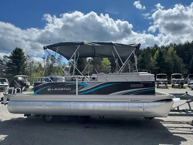 2018 21' LEGEND SPLASH COTTAGE PONTOON 40HP HIGH TORQUE 4-STROKE in Powerboats & Motorboats in Peterborough - Image 7
