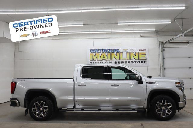2022 GMC Sierra 1500 SLT in Cars & Trucks in Saskatoon