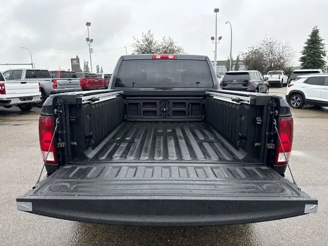2015 Ram 1500 RAMBOX | 20 INCH FUEL WHEELS | LED LIGHT BAR | TOW in Cars & Trucks in Edmonton - Image 26