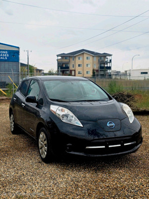 2015 Nissan Leaf 4dr HB S